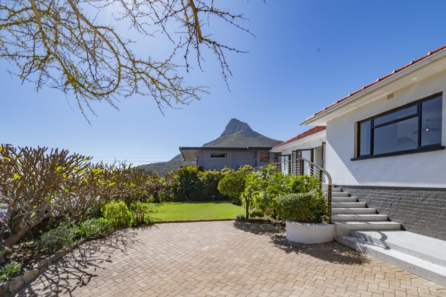 3 Bedroom Property for Sale in Camps Bay Western Cape